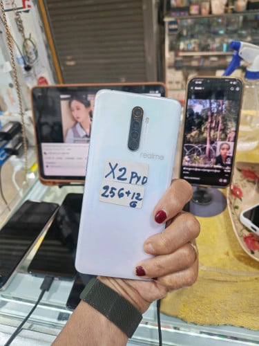 Realme x2 pro 256g12G99%