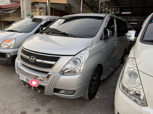 Starex 09 ដំបូលបេីកហ្វូលអប់សិនសំនុំសុីនឃ្លាំងបាតស្អាតខ្ចីលេងហេីយម៉ាសិត