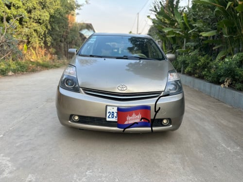 Toyota Prius 2004 H Full ឡានស្អាត អត់បុកប៉ះ