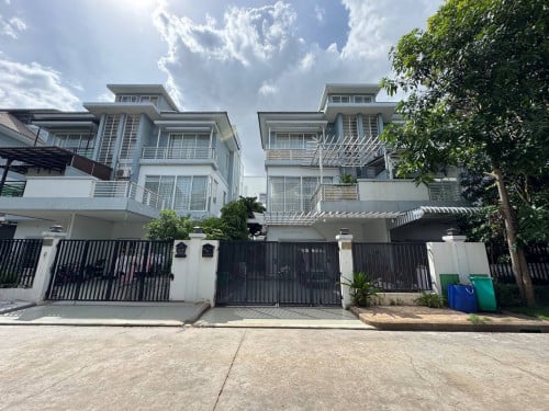 Villa for RENT! • Location: Borey PH Boueng Snor.