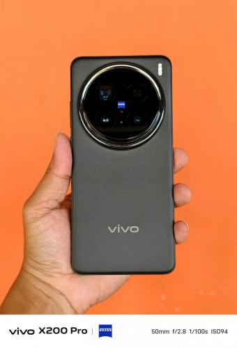 X200 Pro Global Version 16/512G សំណុំសុីន ខេសសុីតួតិចៗ ក្រៅពីនឹងខ្ចី តម្លៃពិសេស 515$ ដាច់