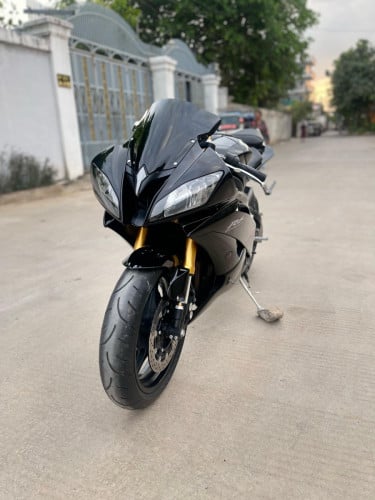 Yamaha R1 2011