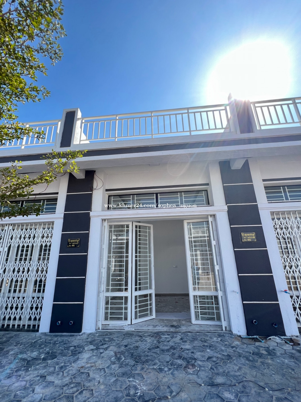 ផ្ទះលក់ប្រញាប់ 21000$ មានប្លង់រឹង សង់រួច 100%