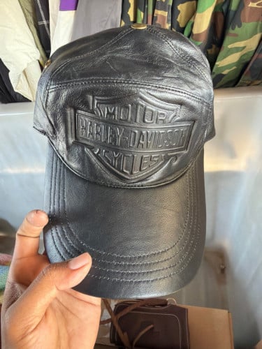 មួកស្បែកប្រេន