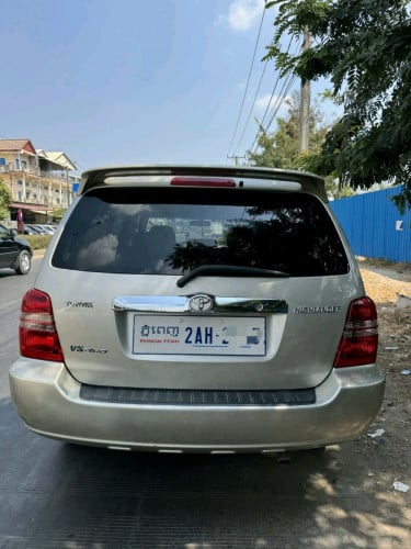 ឡានលក់០៣ប៉ុង២ហ្វូលពេញឡានថ្មីណាស់