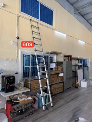 ជណ្ដើរ​