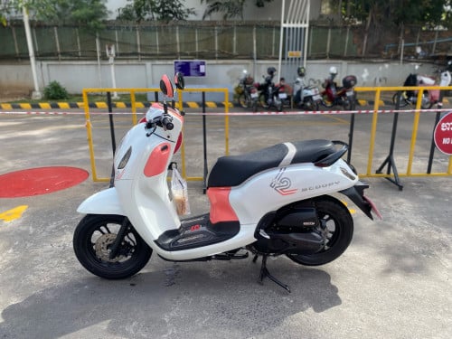 ម៉ូតូម៉ាសុីនតានទិញទៅជិះតែម្តង(ម្ចាស់ដើម)