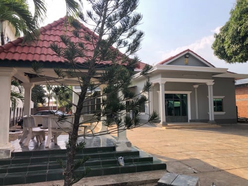ផ្ទះជួល1500/ខែ