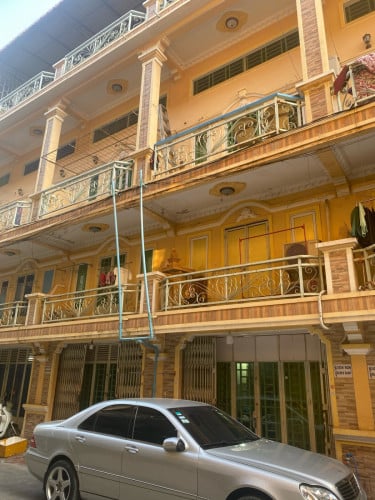 ភ្នំពេញ​តំបន់ប្លុកវត្តដំបូកខ្ពស់​ សន្សុំកុសល​ ផ្លូវ​26BT ត្នោតជ្រុំ៦​ ខ័ណ្ឌ​មានជ័យ​ភ្នំពេញ​ ៥បន្ទប់