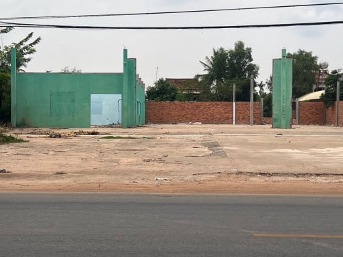 ដីលក់បន្ទាន់ជាប់ផ្លូវជាតិលេខ6A ក្រុងសៀមរាប