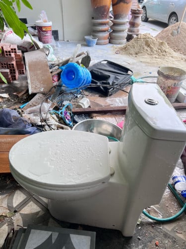 ចានបង្គន់ម៉ាកប្រ៊េនអាឡឺម៉ង់Bravatគុណភាពល្អព្រោះម្ចាស់ផ្ទះជួសជុលផ្ទះត្រូវប្ដូរចានបង្គន់ថ្មីទាំងពីរ1