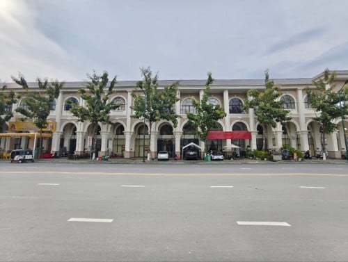 ផ្ទះអាជីវកម្មសម្រាប់ជួល | Shophouse for Rent