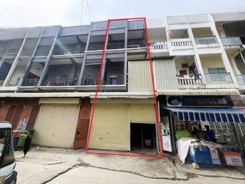 🏦House Available for Urgent Sale at a Special Price (Negotiable).