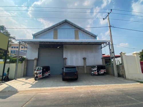 🔰ឃ្លាំងអាជីវកម្មសំរាប់ជួលនៅលើផ្លូវធំ ខណ្ឌឬស្សីកែវ ។