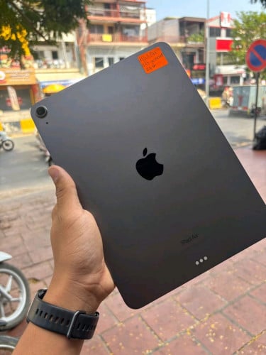 Air 5th 64G WiFi 99% 299$