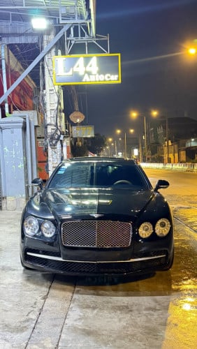 Bentley Flying Spur 2015