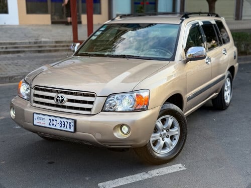 Highlander 04 v4 កៅអីបីជួរ