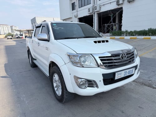 Hilux Vigo 2013 4x4