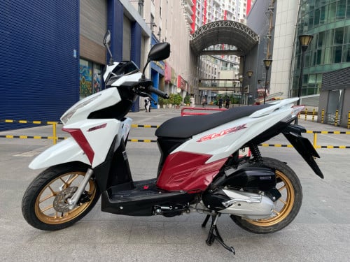 Honda Click125cc 2017 ក្រុមហ៊ុនNCX New98%មានពន្ធកាតគ្រីស្លាកលេខ