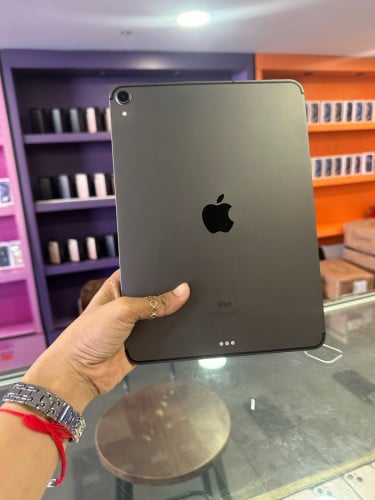 iPad Pro 2018 64G  289$