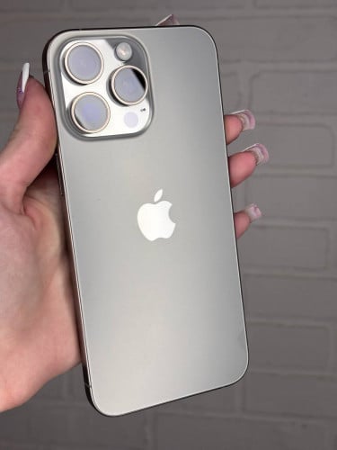 iPhone 15 Pro Max Titanium 256g