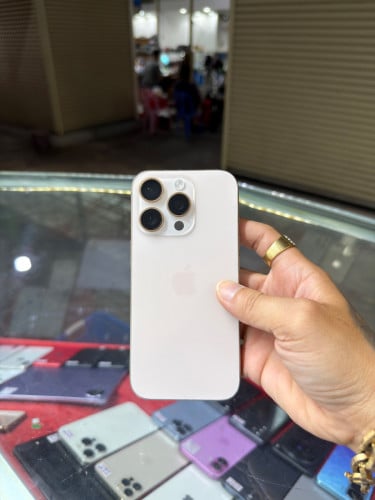 iPhone 16 Pro CH/A HD256GB Phone Condition 97% 🔋92% , ម៉ាស៊ីនសានុំ