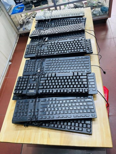 Keyboard មួយទឹក 6000៛ 6000៛ បងយក10ឡើងបងៗ 🥰🥰🥰