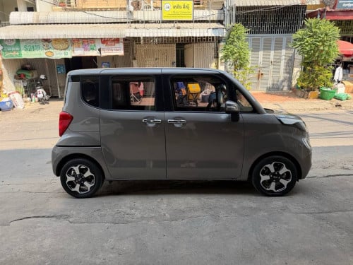 Kia Ria 2013full option