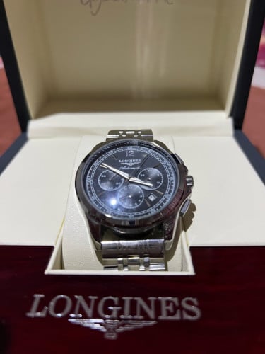 Longines អត់សូវប្រេីមានប្រអប់មួយសេត