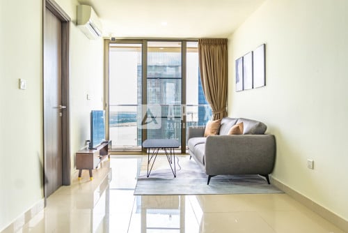 Modern Two Bedrooms Plus Study Room Condo On High Floor At The Peak For Rent