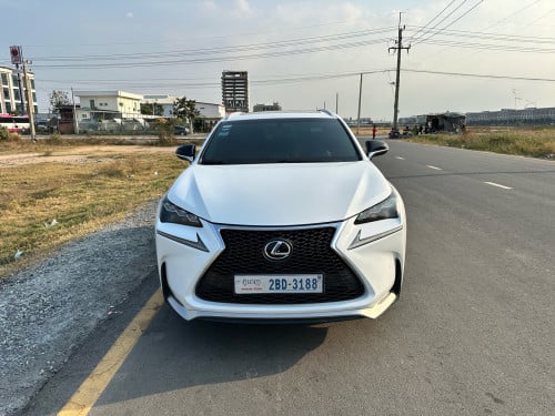 Nx200t 2016 f sport ក្នុងក្រហម ប៉ុង2 ៥ប៉ូតុង full កប់