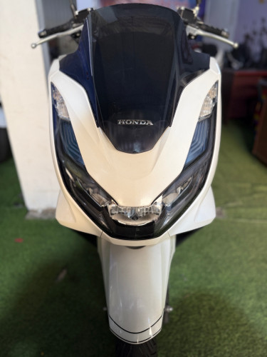 PCX022 hybrid ជប៉ុន