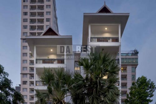 Penthouse with 4 Bedrooms For Rent in BKK1 of Phnom Penh