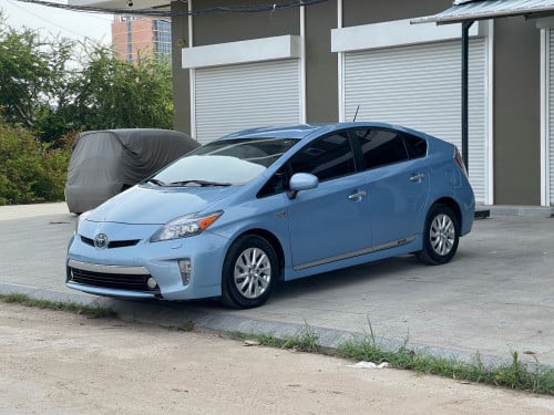 Prius 2012 Option5 Advances plugin 10ម៉ឺនMiles