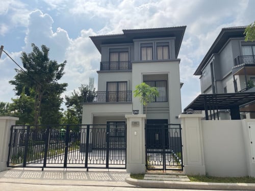 Queen Villa BII Grand for Rent at Borey Chip Mong Land