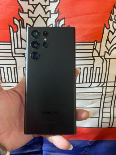 S22 ultra / ram8g / 128g / ក្រុមហ៊ុនសុីម 2 អេក្រង់ហ្សុីន120Hz លក់តំលៃក្រោមទីផ្សារនៅកម្ពុជា 215$ ដាច់