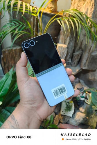 Samsung galaxy Z flip 6/ram12/512G/( ក្រុមហ៊ុន)