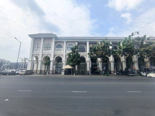 Shophouse For Rent / Borey Peng Huoth Bueng Snor