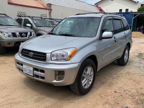 Toyota Rav4L ឆ្នាំ 02 ប៉ុង1
