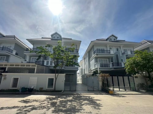 Twin Villa for  rent at Borey Phnom Penh Thmey (Diamond Park) ( A-54)