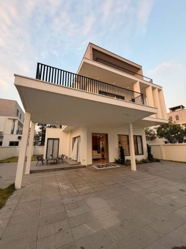 Villa for RENT! • Location: Borey Chankiri Along Nationals road2.