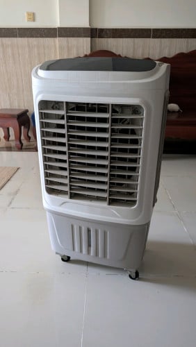 កង្ហារ​ទឹក​ អត់សូវប្រើ