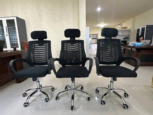 កៅអីអូហ្វីស