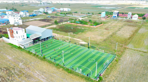 ដី តារាងបាល់ និងផ្ទះលក់