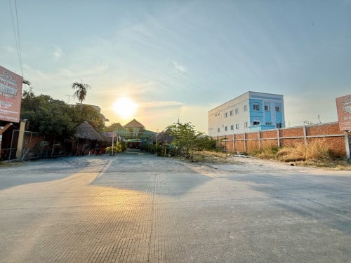 ដីលក់បន្ទាន់ ជិតសំរោងអណ្តែត – ទីតាំងល្អបំផុត