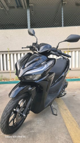 ម៉ូតូជិះធ្វើការរាល់ថ្ងៃ ទើបលាងទឹករួចថ្មីណាស់