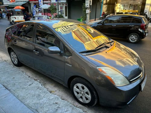 រថយន្តសម្រាប់លក់