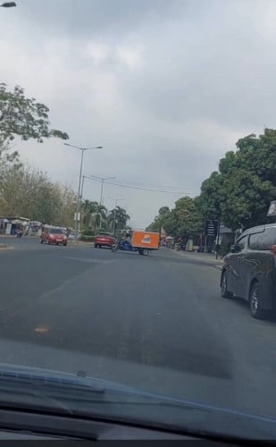 ដីលក់ប្រញាប់ខ្លាំងលក់ក្រោមតម្លៃទីផ្សារ