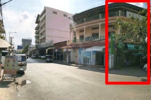 ផ្ទះកែងអាជីវកម្មសំរាប់ជួល