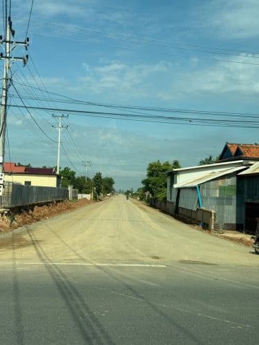 ក្បាលដីជាប់លើផ្លូវលេខ ១៣៥ ប្រវែង 146ម៉ែត្រ